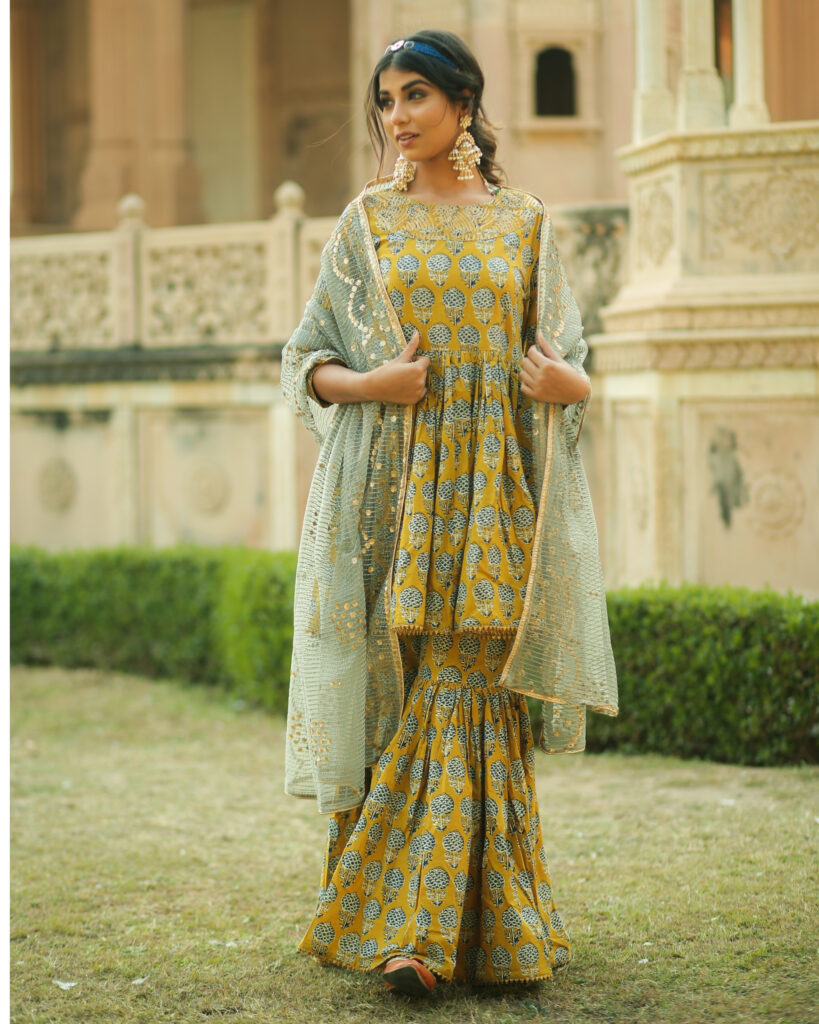 Trending Kurta Sets For Women 2025